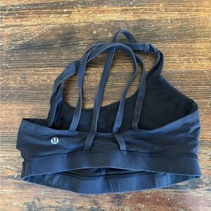 Lululemon sports bra size small 6 style tag gone